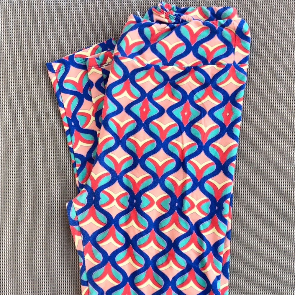 Lularoe Leggings Tall & Curvy